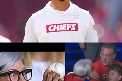 BREAKING NEWS: NFL star Patrick Mahomes speaks out about the controversial Philadelphia Phillies fan incident that shook the sports world, Phillies Karen when demanding a Homerun ball from a child:”This is unacceptable behavior for a fan of the team. Fans are also part of the team, we will not accept fans like that…”